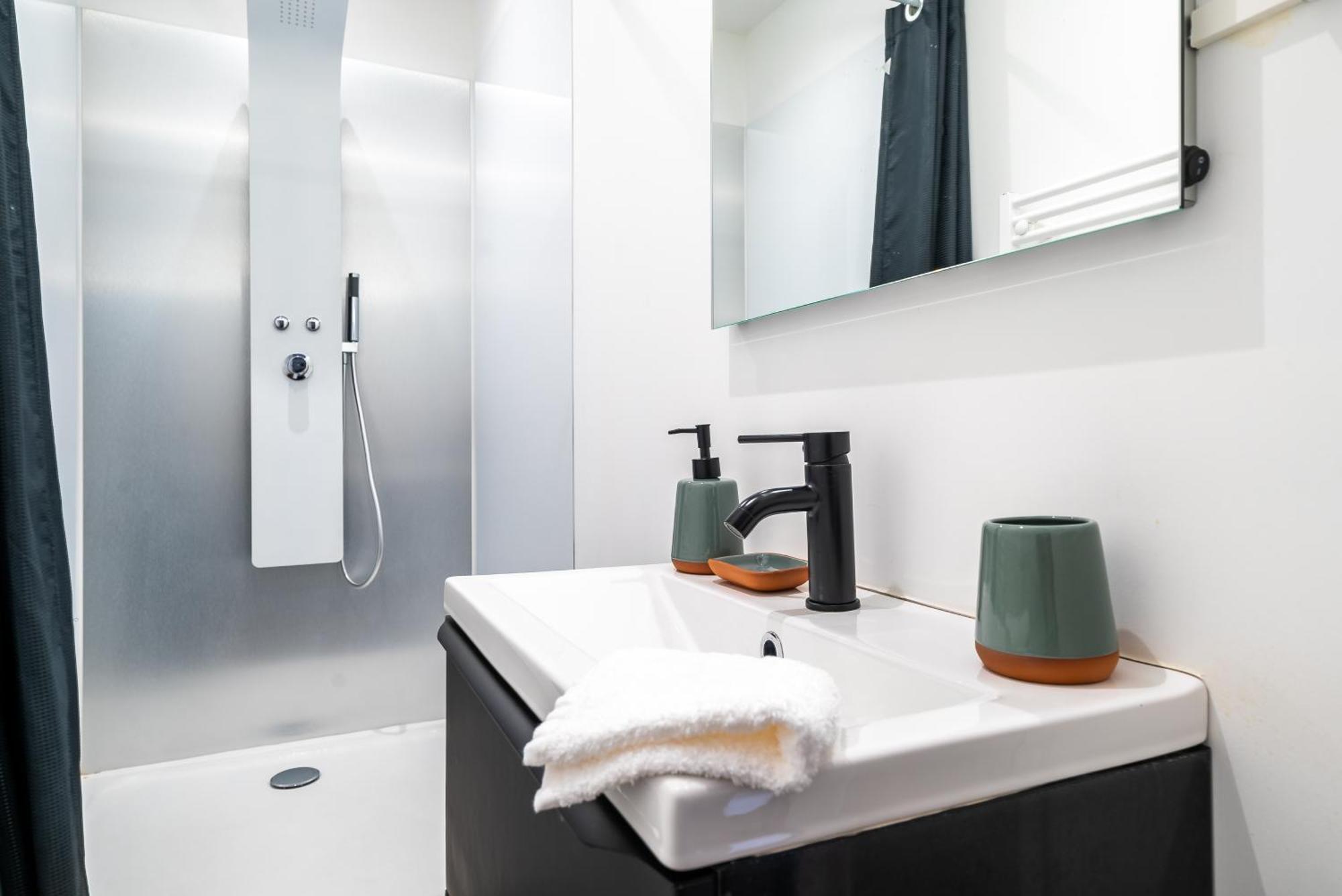 Mon Appart'Hotel - Gare De Limoges - Appartement Familial - Parking En Supp ภายนอก รูปภาพ